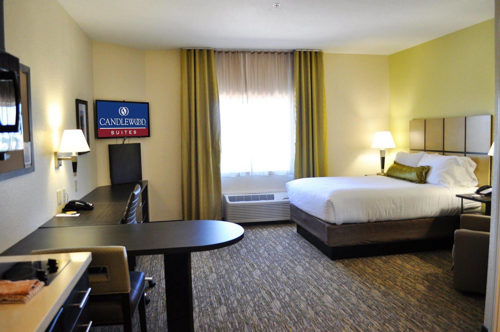 Candlewood Suites Bay City By Ihg Ngoại thất bức ảnh