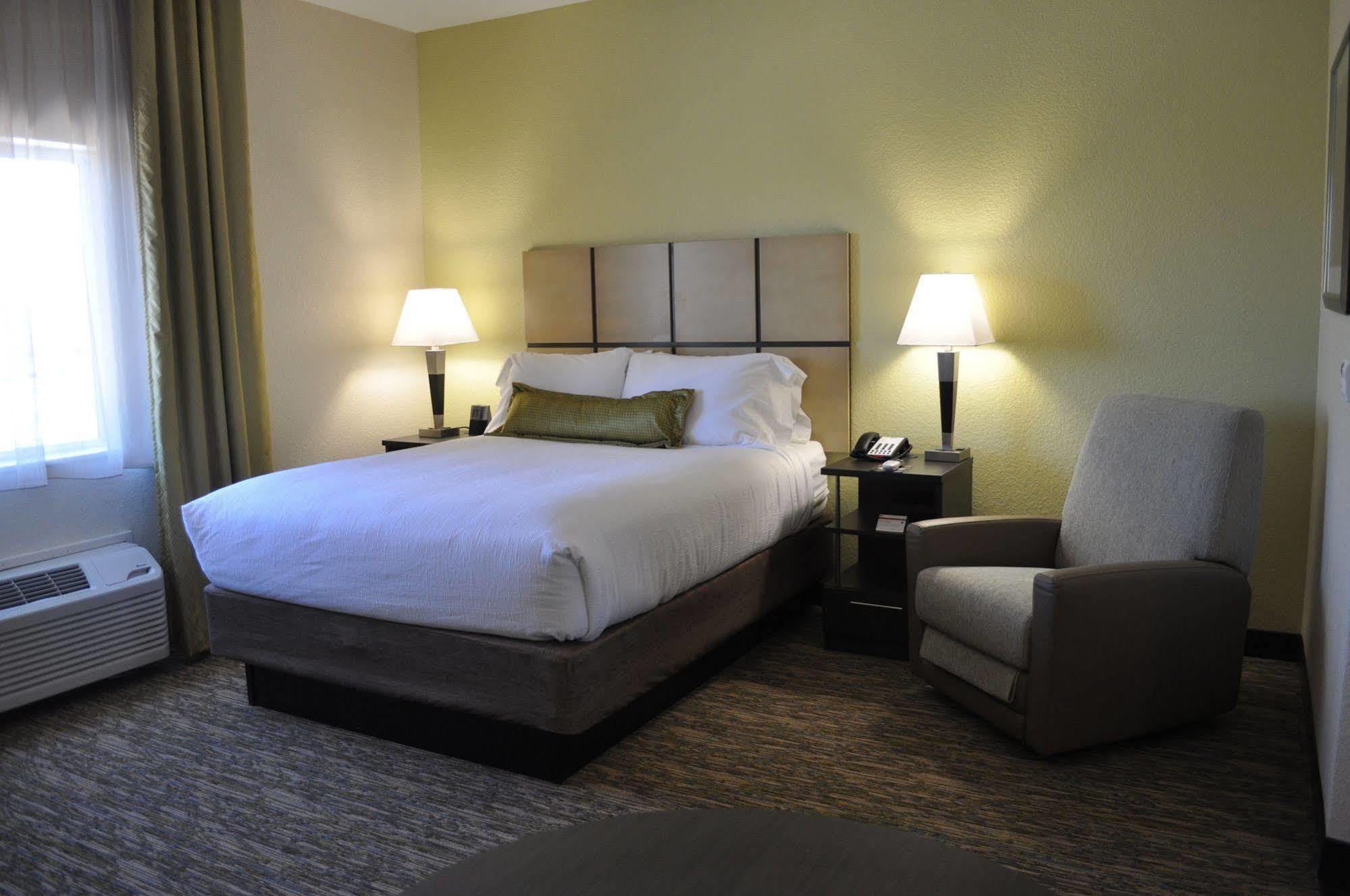 Candlewood Suites Bay City By Ihg Ngoại thất bức ảnh