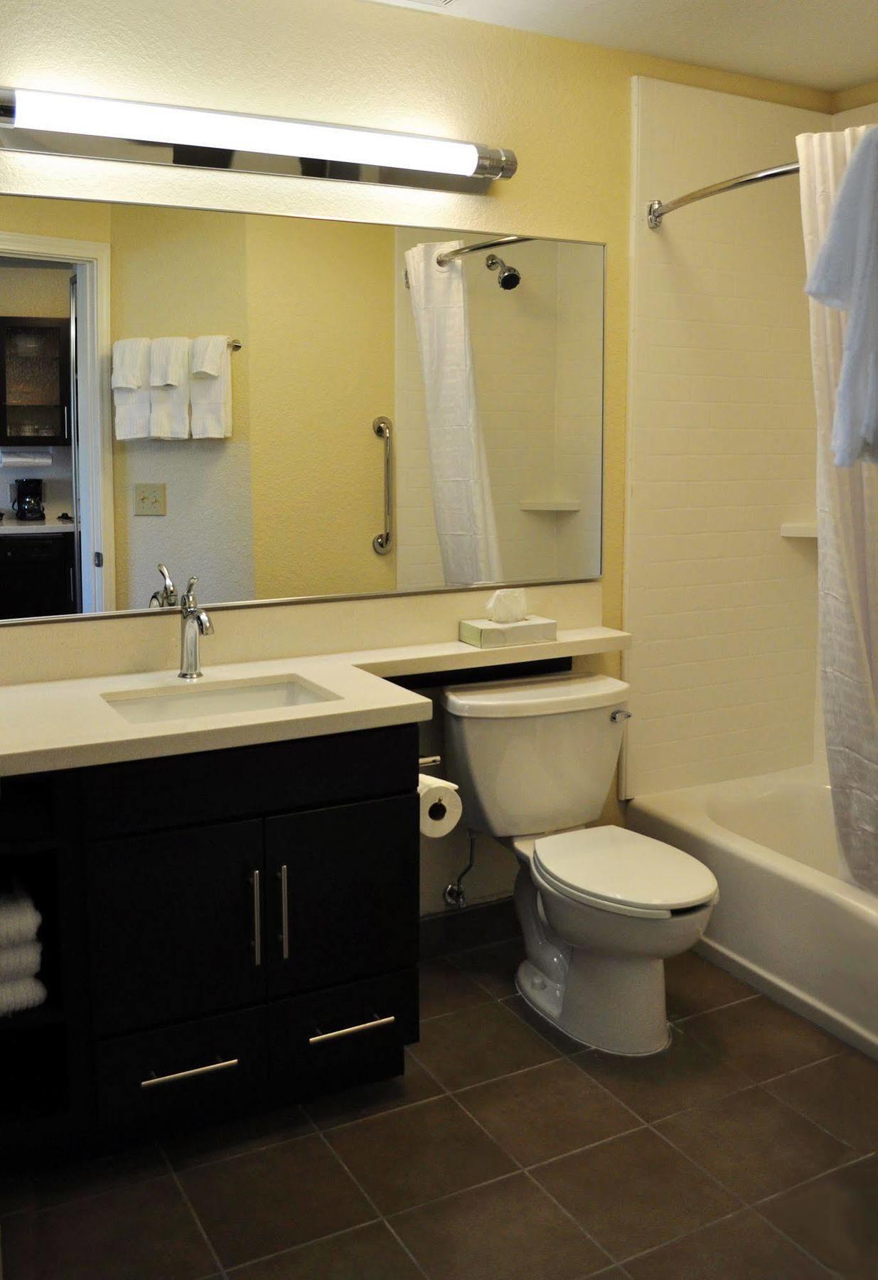 Candlewood Suites Bay City By Ihg Ngoại thất bức ảnh