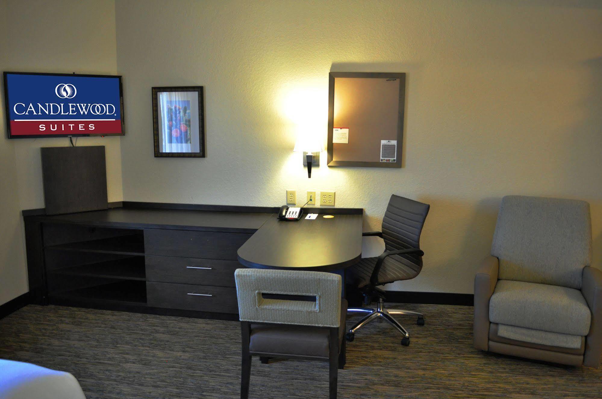 Candlewood Suites Bay City By Ihg Ngoại thất bức ảnh