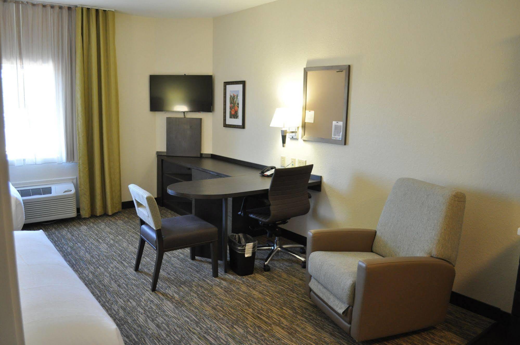 Candlewood Suites Bay City By Ihg Ngoại thất bức ảnh